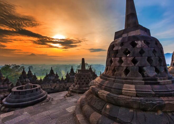 Candi Borobudur: Rute, Tarif, Jam Buka dan Aturan Terbaru 2023